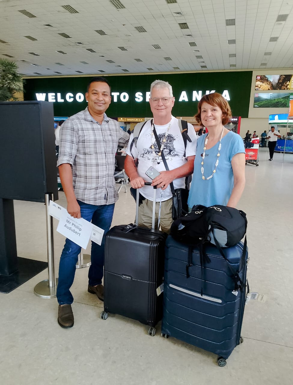 Welcome to Sri Lanka airport pick up at BIA arrivals