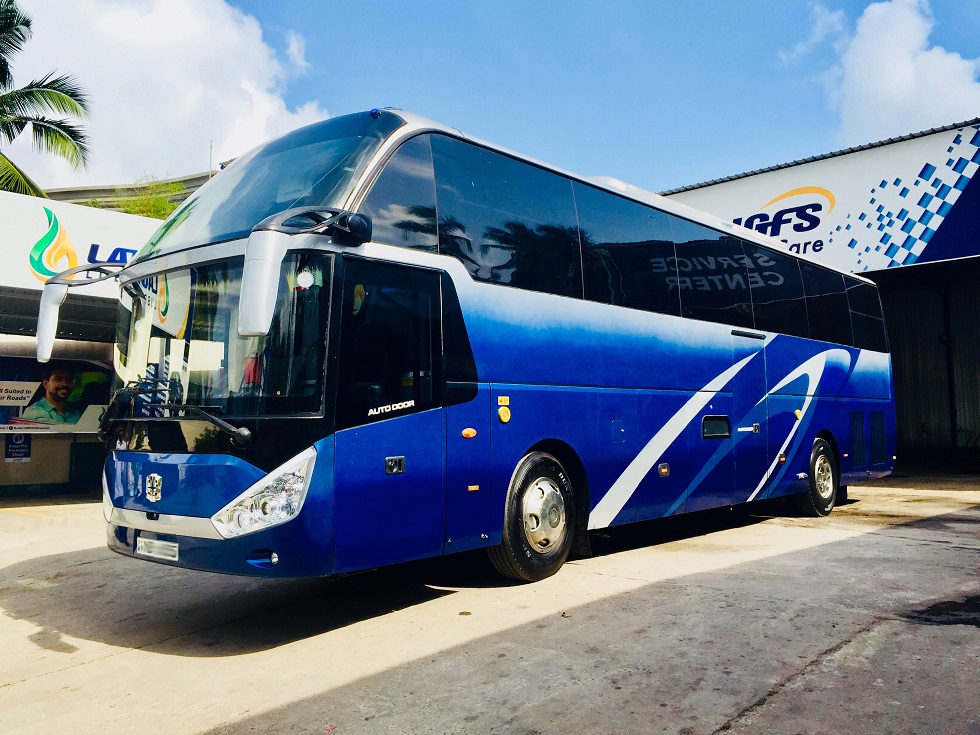 XL Luxury AC Coach