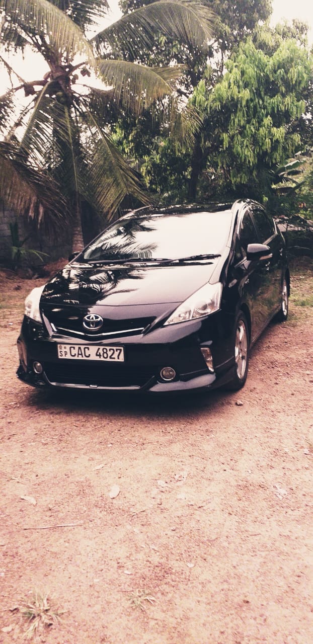 Toyota Prius CX (Sedan Hatchback)